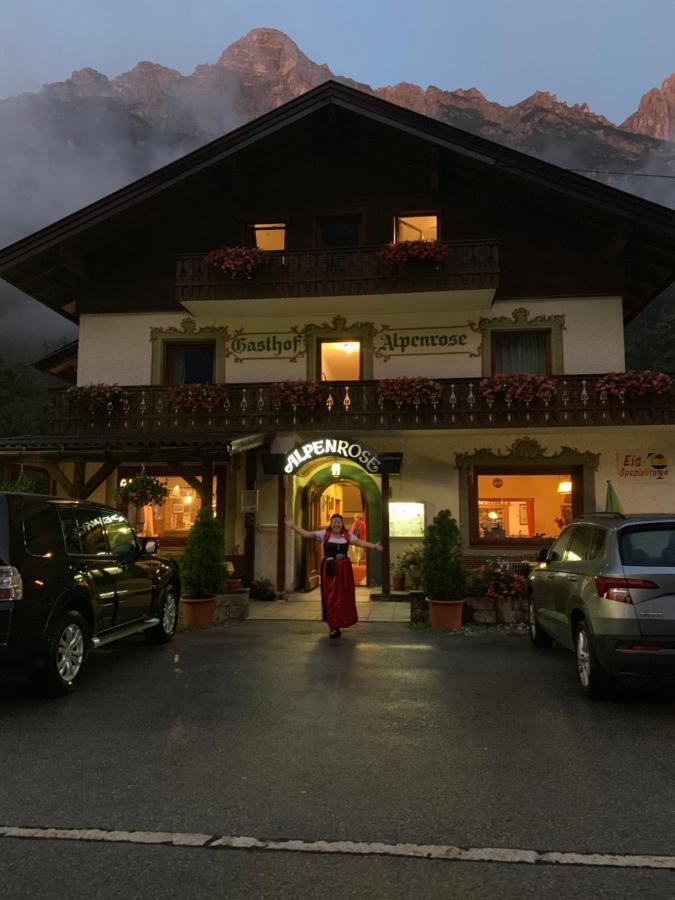 Pension Nina & Gasthof Alpenrose Гшниц Экстерьер фото